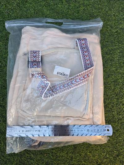 Beige canvas schoudertas
